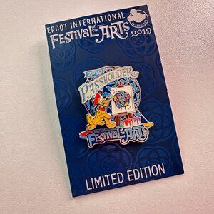 NWT Official Disney 2018 Epcot Festival of the Arts Annual Passholder Pluto Pin